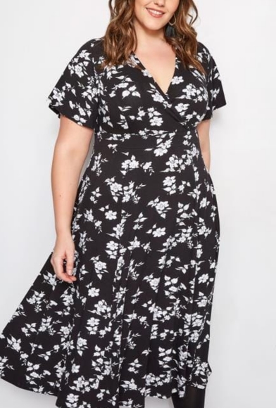 LOFT Dresses & Skirts - Loft Plus Wrap Dress
